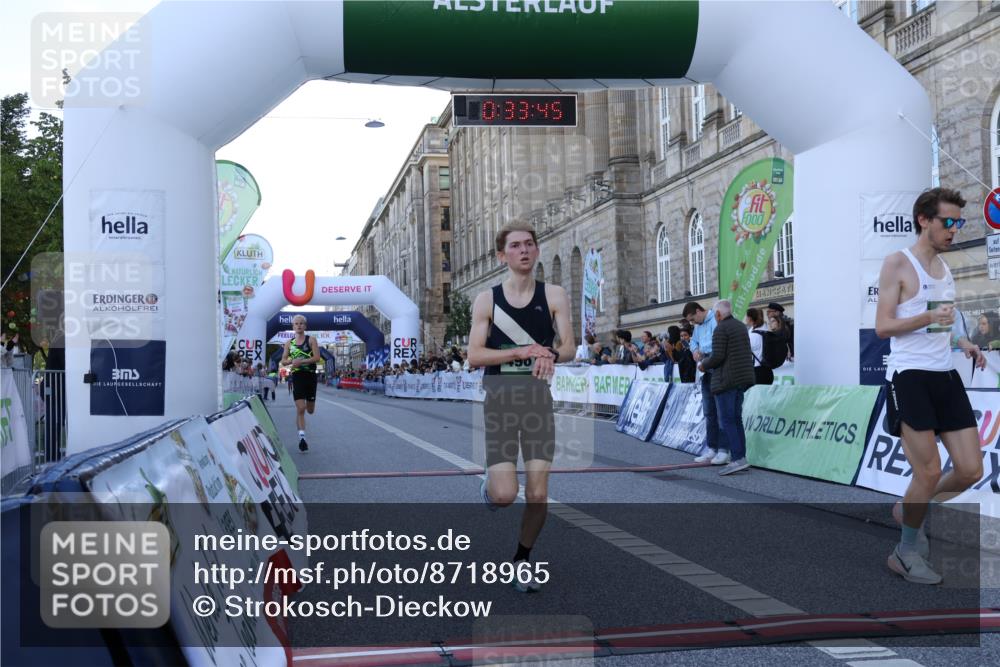 07.09.2025 - BARMER Alsterlauf Strokosch-Dieckow http://msf.ph/oto/8718965 07.09.2025 09:33:44 Ziel 11, 3083, 4961 meine-sportfotos.de