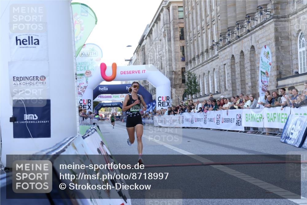 07.09.2025 - BARMER Alsterlauf Strokosch-Dieckow http://msf.ph/oto/8718997 07.09.2025 09:34:12 Ziel 3966 meine-sportfotos.de