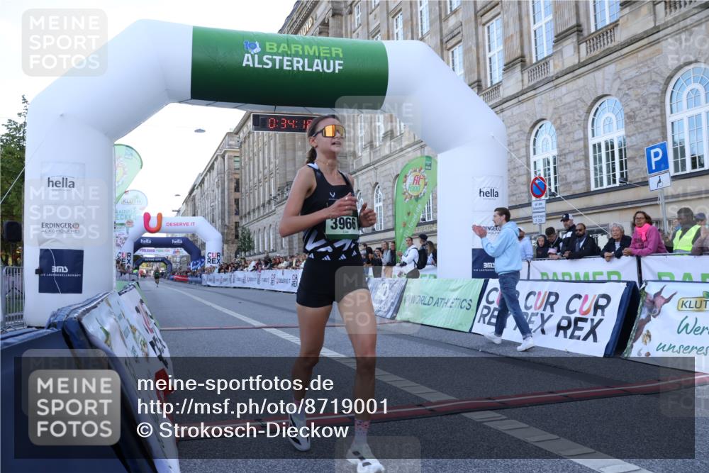 07.09.2025 - BARMER Alsterlauf Strokosch-Dieckow http://msf.ph/oto/8719001 07.09.2025 09:34:14 Ziel 3966 meine-sportfotos.de