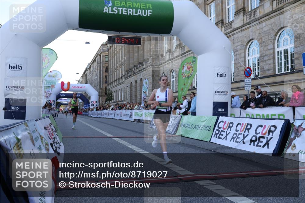 07.09.2025 - BARMER Alsterlauf Strokosch-Dieckow http://msf.ph/oto/8719027 07.09.2025 09:34:39 Ziel 14, 23, 4586, 5396, 5826 meine-sportfotos.de