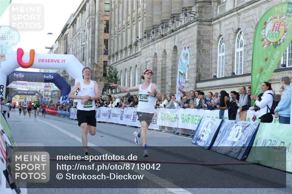 07.09.2025 - BARMER Alsterlauf Strokosch-Dieckow http://msf.ph/oto/8719042 07.09.2025 09:34:45 Ziel 14, 4286, 5396, 5826 meine-sportfotos.de
