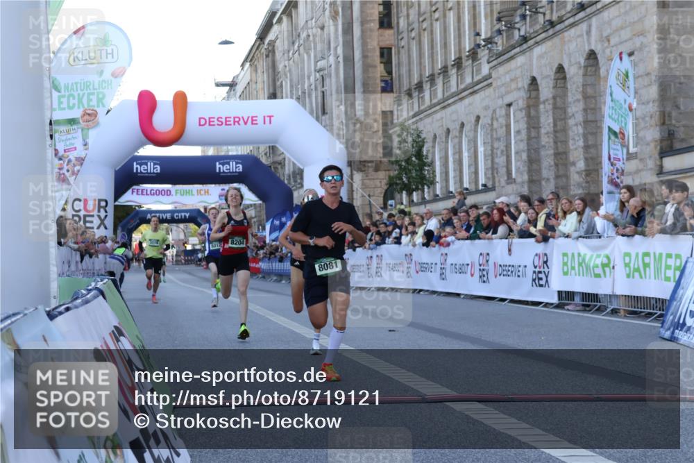 07.09.2025 - BARMER Alsterlauf Strokosch-Dieckow http://msf.ph/oto/8719121 07.09.2025 09:35:30 Ziel 26, 3514, 8012, 8081, 8204 meine-sportfotos.de