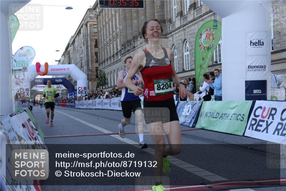 07.09.2025 - BARMER Alsterlauf Strokosch-Dieckow http://msf.ph/oto/8719132 07.09.2025 09:35:33 Ziel 26, 3514, 8012, 8081, 8204 meine-sportfotos.de