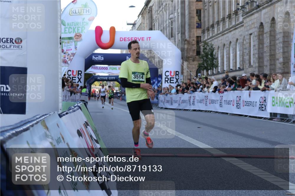 07.09.2025 - BARMER Alsterlauf Strokosch-Dieckow http://msf.ph/oto/8719133 07.09.2025 09:35:34 Ziel 26, 3514, 8012, 8081, 8204 meine-sportfotos.de