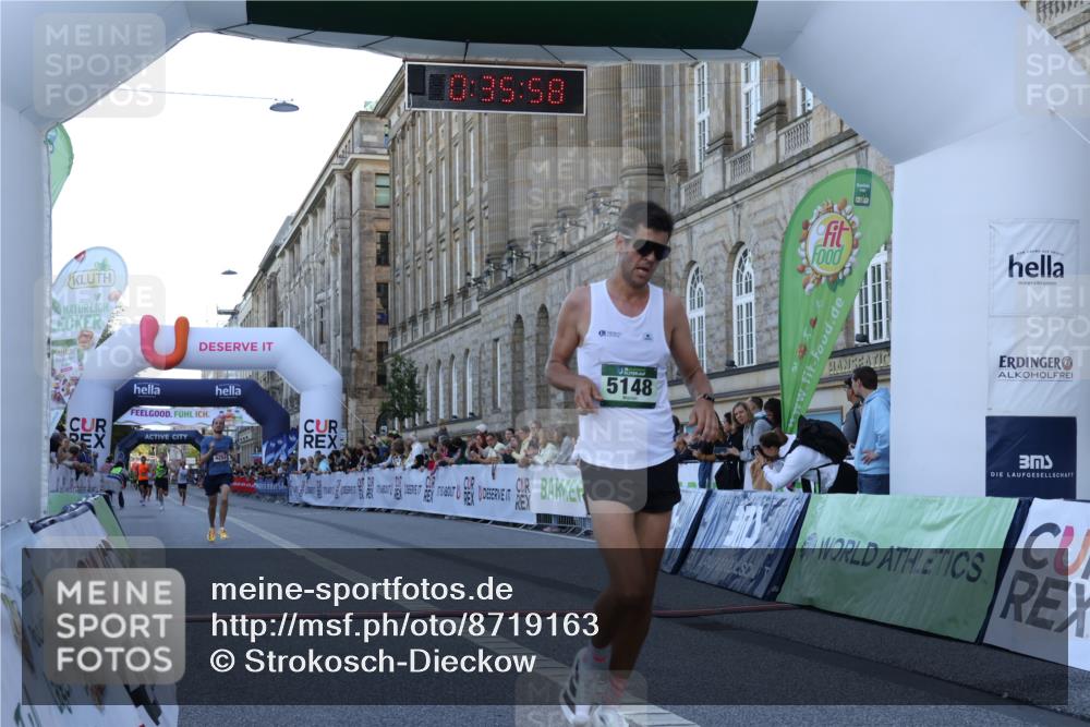 07.09.2025 - BARMER Alsterlauf Strokosch-Dieckow http://msf.ph/oto/8719163 07.09.2025 09:35:57 Ziel 4252, 5148, 5203 meine-sportfotos.de