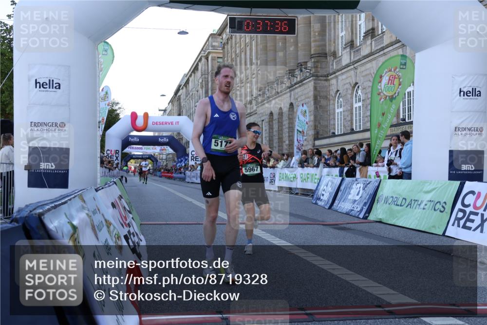 07.09.2025 - BARMER Alsterlauf Strokosch-Dieckow http://msf.ph/oto/8719328 07.09.2025 09:37:35 Ziel 5171, 5967, 6128 meine-sportfotos.de