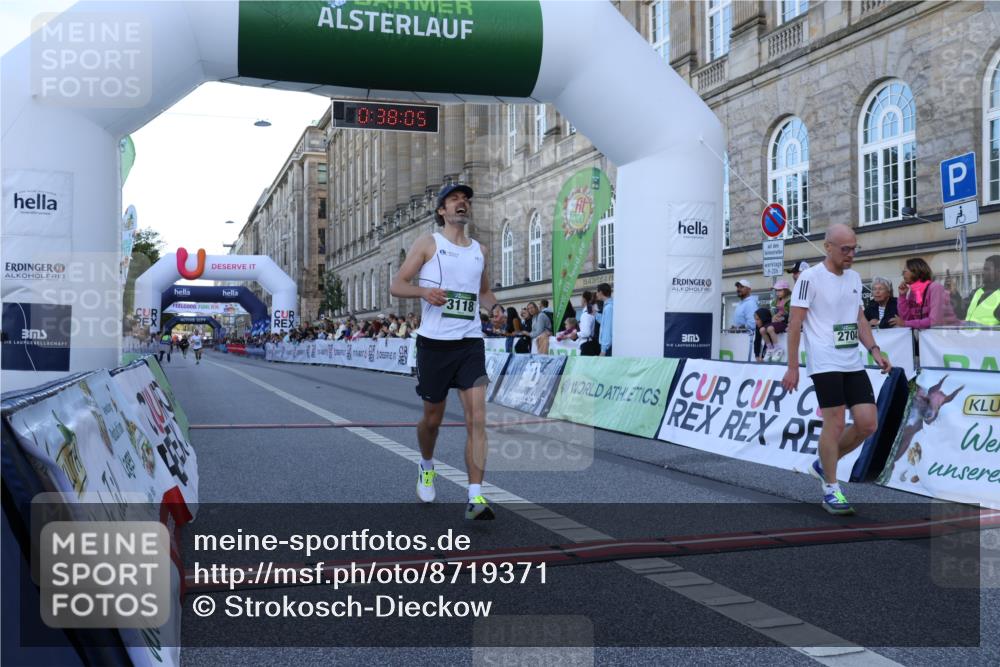 07.09.2025 - BARMER Alsterlauf Strokosch-Dieckow http://msf.ph/oto/8719371 07.09.2025 09:38:03 Ziel 2704, 3118, 3754, 4782, 4855, 5976 meine-sportfotos.de