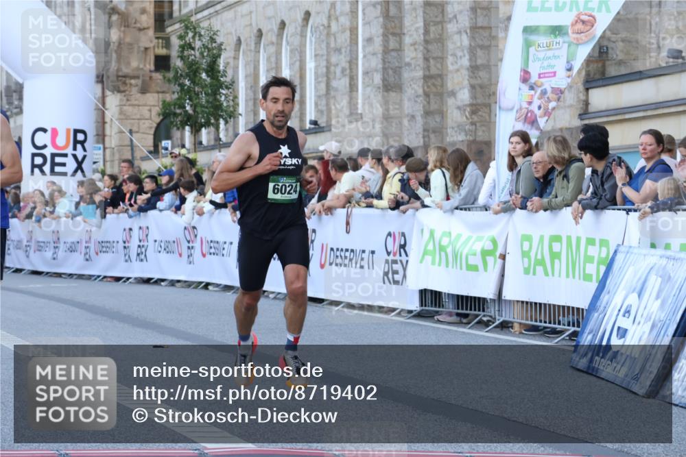 07.09.2025 - BARMER Alsterlauf Strokosch-Dieckow http://msf.ph/oto/8719402 07.09.2025 09:38:26 Ziel 4312, 4595, 4800, 4997, 5566, 6024 meine-sportfotos.de