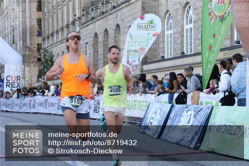 07.09.2025 - BARMER Alsterlauf Strokosch-Dieckow http://msf.ph/oto/8719432 07.09.2025 09:38:37 Ziel 2663, 4312, 4585, 5157, 5979, 6197 meine-sportfotos.de