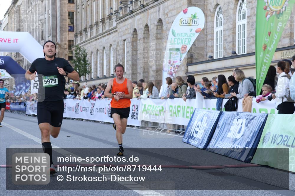 07.09.2025 - BARMER Alsterlauf Strokosch-Dieckow http://msf.ph/oto/8719444 07.09.2025 09:38:42 Ziel 2613, 4585, 5157, 5189, 5274, 5394, 5979, 6197 meine-sportfotos.de