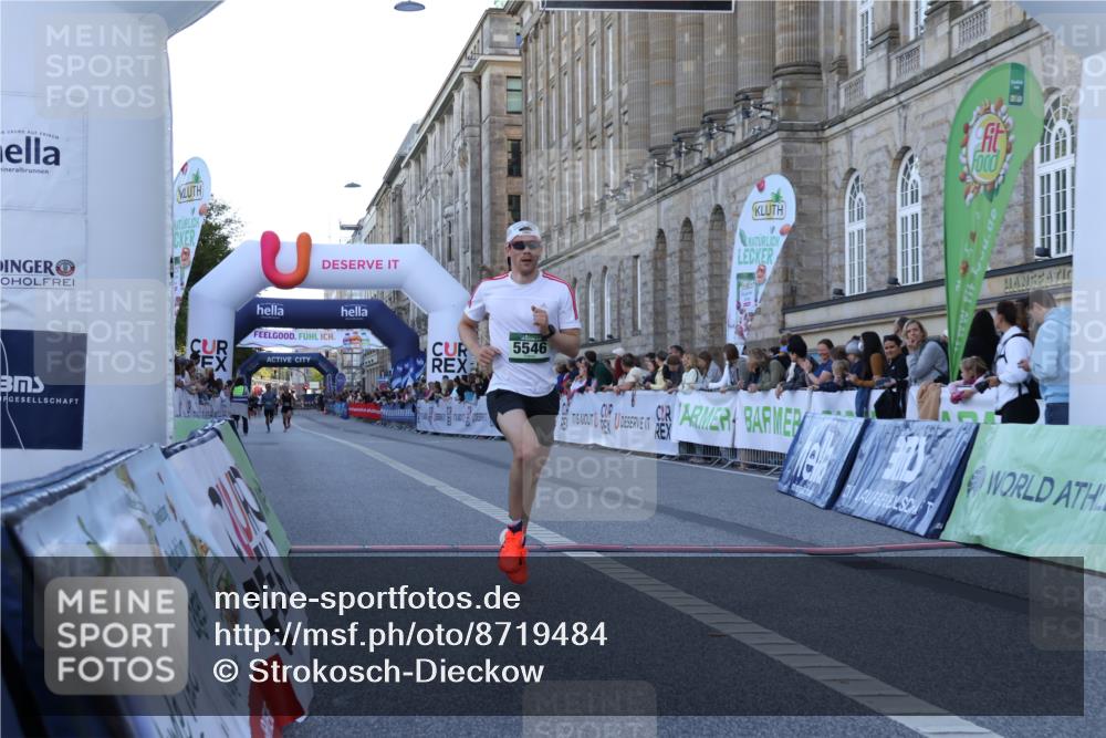 07.09.2025 - BARMER Alsterlauf Strokosch-Dieckow http://msf.ph/oto/8719484 07.09.2025 09:38:55 Ziel 3717, 4444, 4763, 5393, 5458, 5546 meine-sportfotos.de