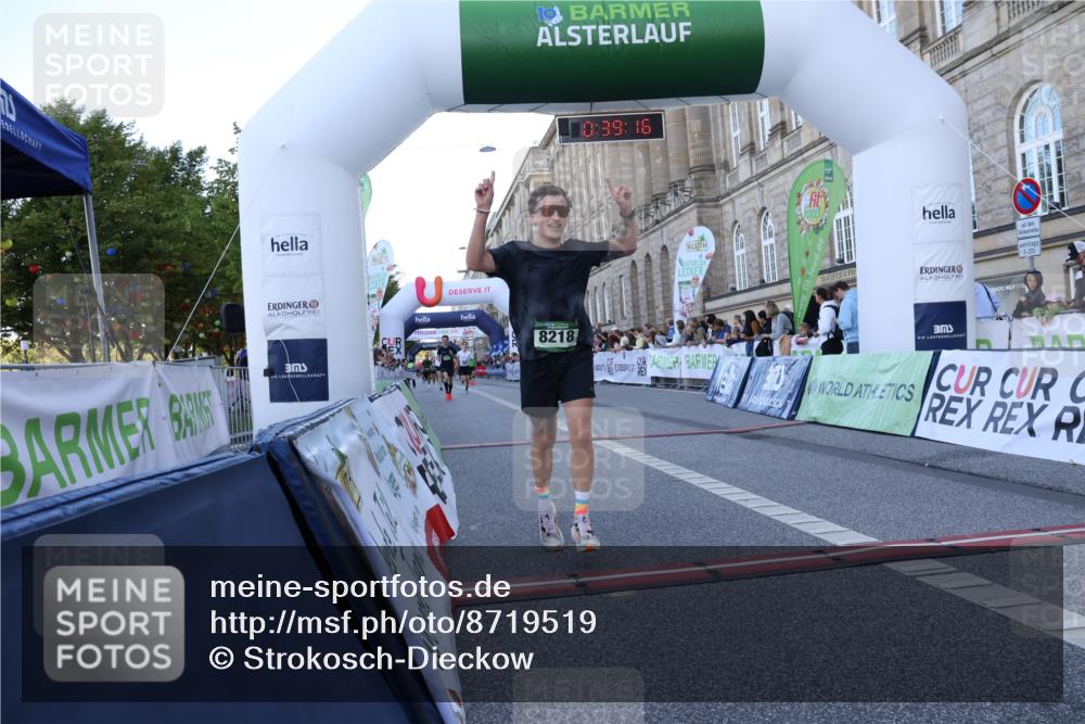 07.09.2025 - BARMER Alsterlauf Strokosch-Dieckow http://msf.ph/oto/8719519 07.09.2025 09:39:14 Ziel 2058, 2238, 4037, 8218, 8247, 8476 meine-sportfotos.de