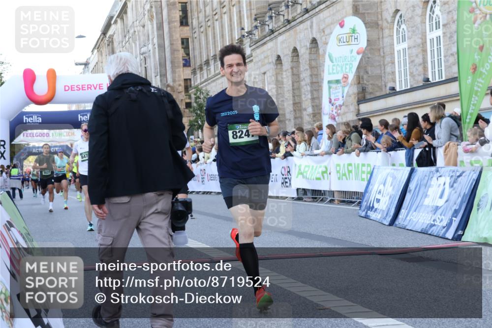 07.09.2025 - BARMER Alsterlauf Strokosch-Dieckow http://msf.ph/oto/8719524 07.09.2025 09:39:18 Ziel 2058, 3124, 3380, 4037, 4526, 4627, 5995, 6172, 8218, 8247, 8343, 8476 meine-sportfotos.de