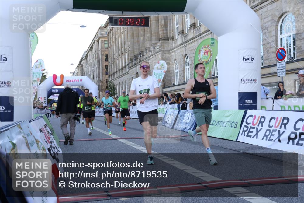 07.09.2025 - BARMER Alsterlauf Strokosch-Dieckow http://msf.ph/oto/8719535 07.09.2025 09:39:21 Ziel 2058, 3124, 3380, 3670, 4037, 4526, 4627, 4695, 5965, 5995, 6172, 8247, 8343, 8476 meine-sportfotos.de
