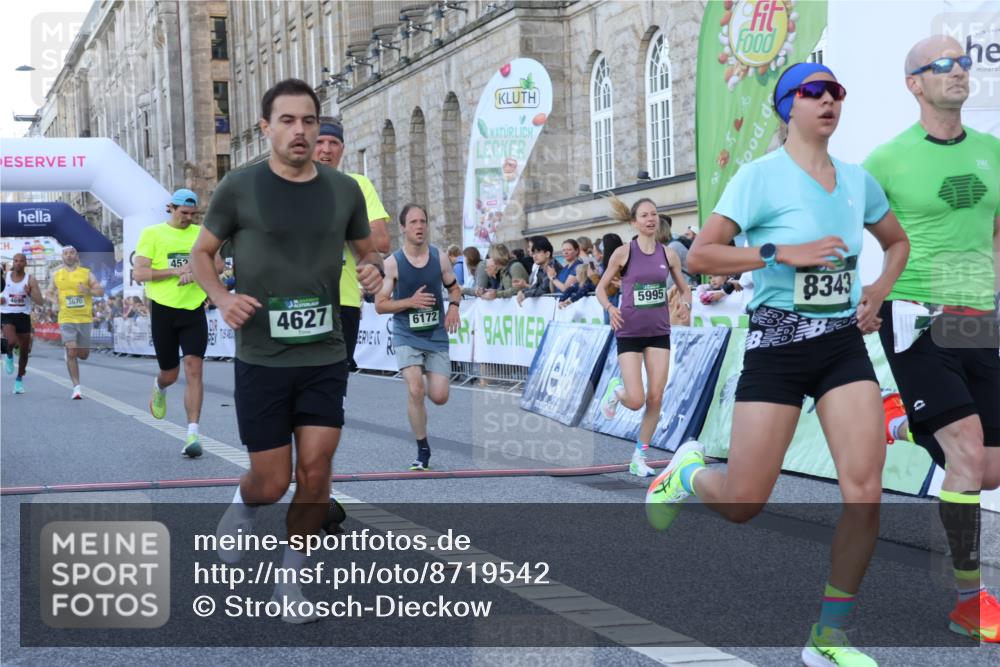 07.09.2025 - BARMER Alsterlauf Strokosch-Dieckow http://msf.ph/oto/8719542 07.09.2025 09:39:23 Ziel 2058, 3124, 3380, 3670, 4037, 4526, 4627, 4695, 5790, 5964, 5965, 5995, 6172, 8247, 8343, 8476 meine-sportfotos.de