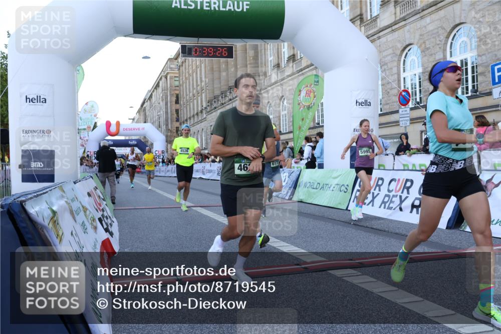07.09.2025 - BARMER Alsterlauf Strokosch-Dieckow http://msf.ph/oto/8719545 07.09.2025 09:39:24 Ziel 2058, 3124, 3380, 3670, 4037, 4526, 4627, 4695, 5790, 5964, 5965, 5995, 6172, 8343, 8476 meine-sportfotos.de