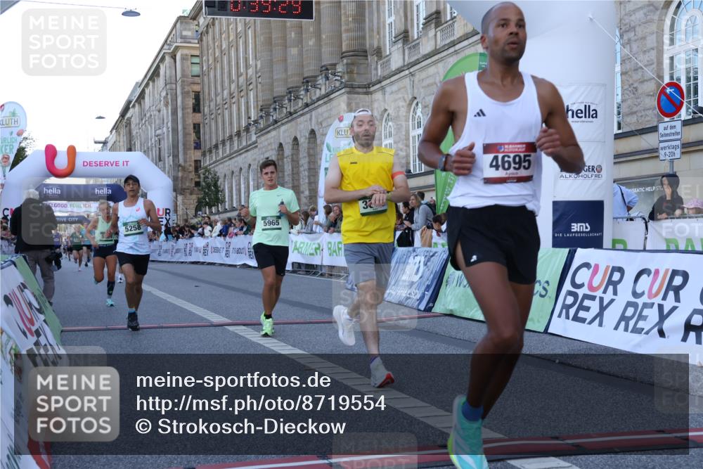 07.09.2025 - BARMER Alsterlauf Strokosch-Dieckow http://msf.ph/oto/8719554 07.09.2025 09:39:28 Ziel 2083, 3124, 3380, 3670, 4526, 4627, 4676, 4695, 5790, 5964, 5965, 5995, 6172, 6308, 8343 meine-sportfotos.de