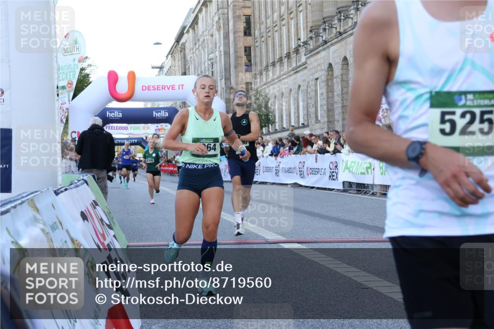07.09.2025 - BARMER Alsterlauf Strokosch-Dieckow http://msf.ph/oto/8719560 07.09.2025 09:39:30 Ziel 2083, 3670, 4526, 4676, 4695, 5790, 5964, 5965, 6209, 6308 meine-sportfotos.de