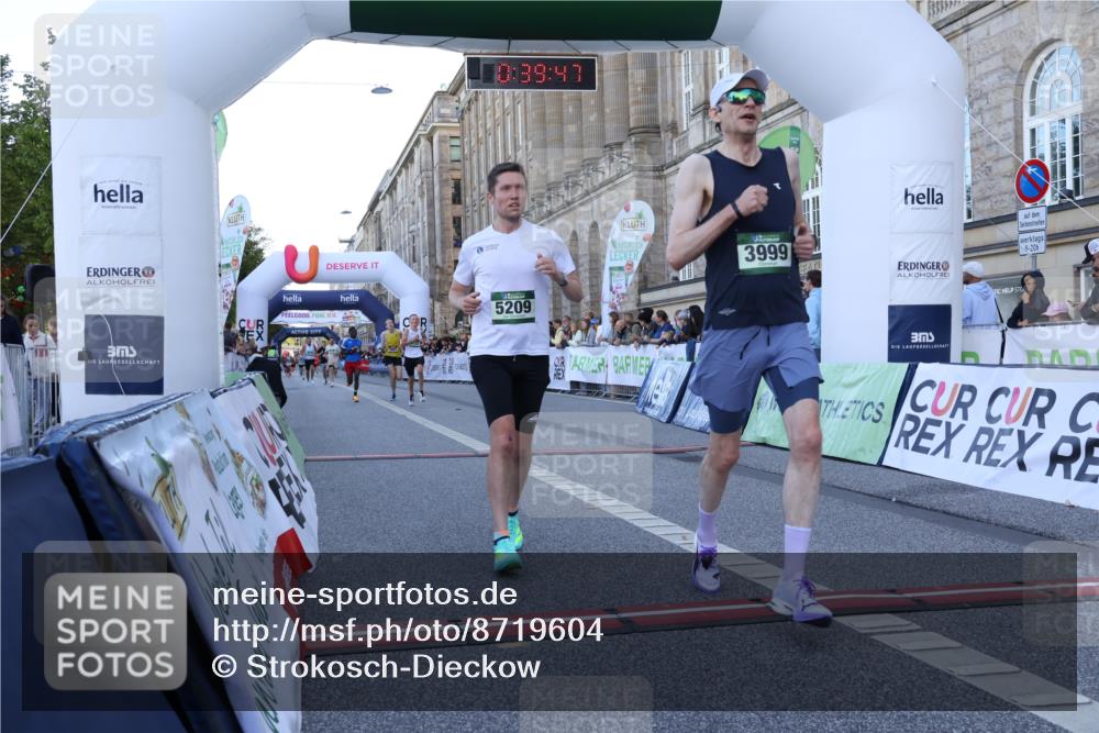 07.09.2025 - BARMER Alsterlauf Strokosch-Dieckow http://msf.ph/oto/8719604 07.09.2025 09:39:46 Ziel 3598, 3733, 3999, 4122, 4419, 4521, 4798, 5209, 5687, 5993 meine-sportfotos.de