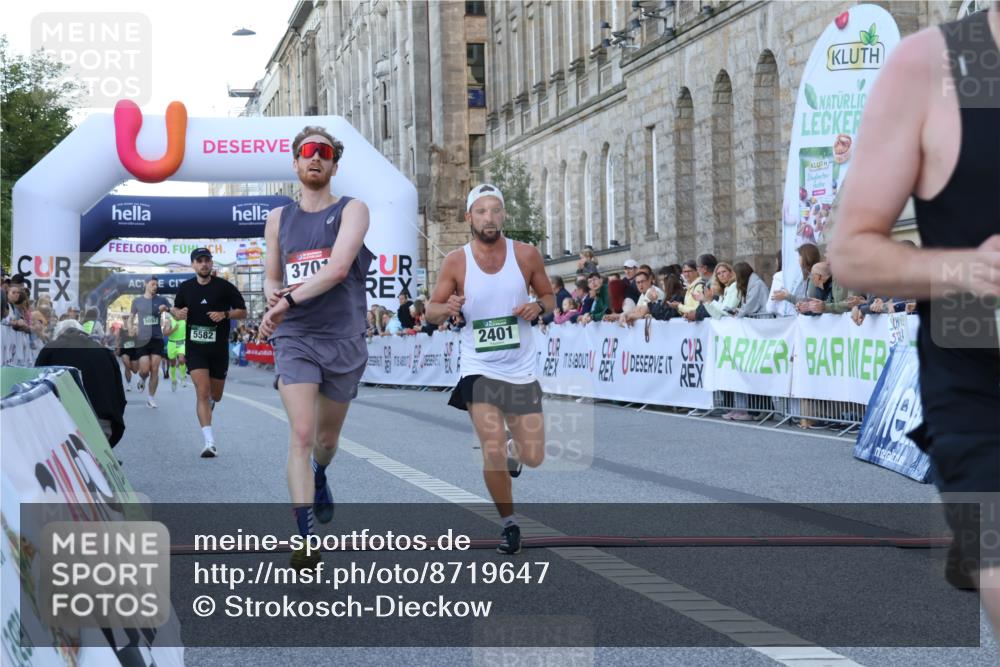 07.09.2025 - BARMER Alsterlauf Strokosch-Dieckow http://msf.ph/oto/8719647 07.09.2025 09:40:06 Ziel 2309, 2401, 2566, 2964, 3701, 3753, 5057, 5436, 5440, 5582 meine-sportfotos.de