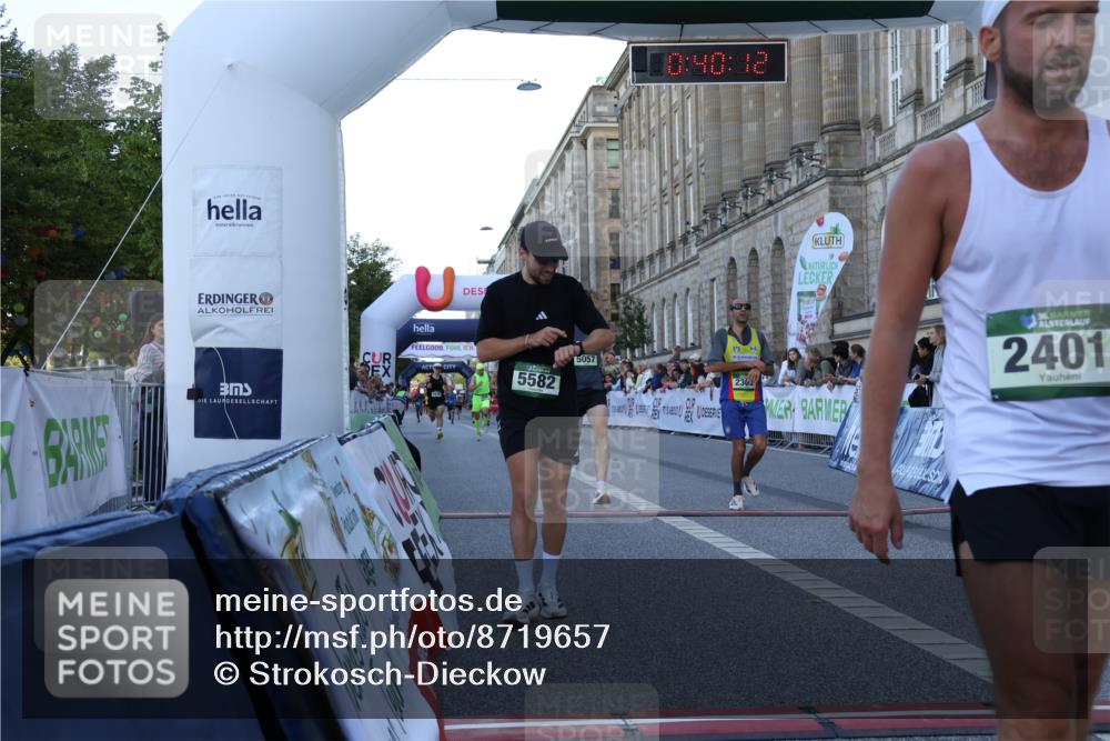 07.09.2025 - BARMER Alsterlauf Strokosch-Dieckow http://msf.ph/oto/8719657 07.09.2025 09:40:11 Ziel 2309, 2401, 2658, 3701, 4639, 5057, 5582, 5863 meine-sportfotos.de