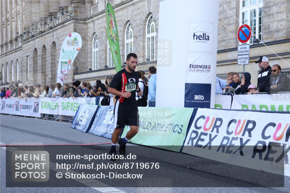 07.09.2025 - BARMER Alsterlauf Strokosch-Dieckow http://msf.ph/oto/8719676 07.09.2025 09:40:19 Ziel 2658, 4639, 4645, 4747, 4916, 5863, 5931, 6309, 8437 meine-sportfotos.de