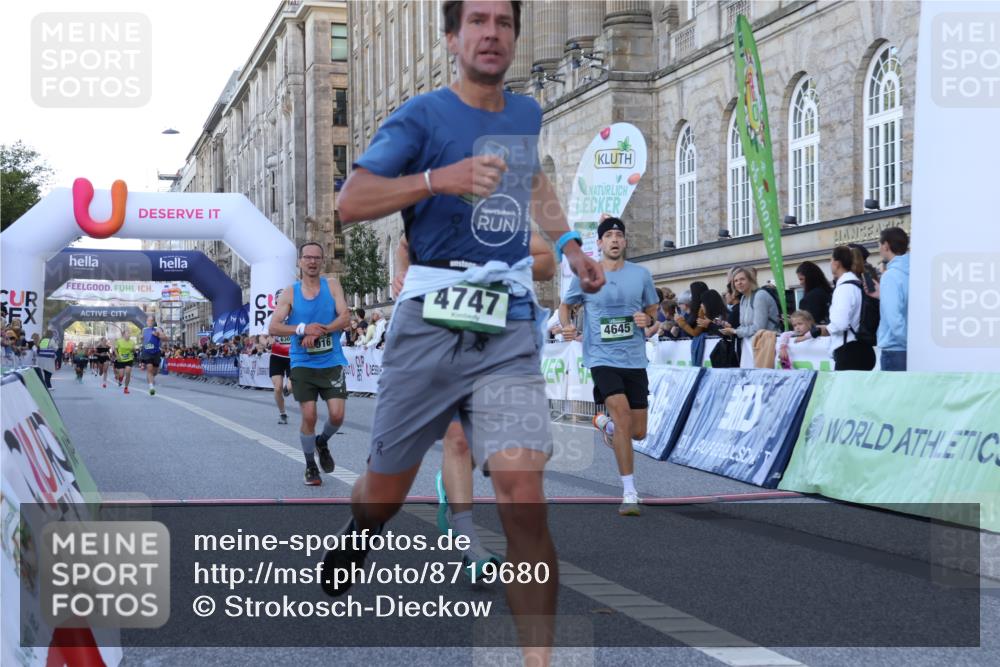 07.09.2025 - BARMER Alsterlauf Strokosch-Dieckow http://msf.ph/oto/8719680 07.09.2025 09:40:22 Ziel 4645, 4747, 4916, 5931, 6309, 6315, 8437 meine-sportfotos.de