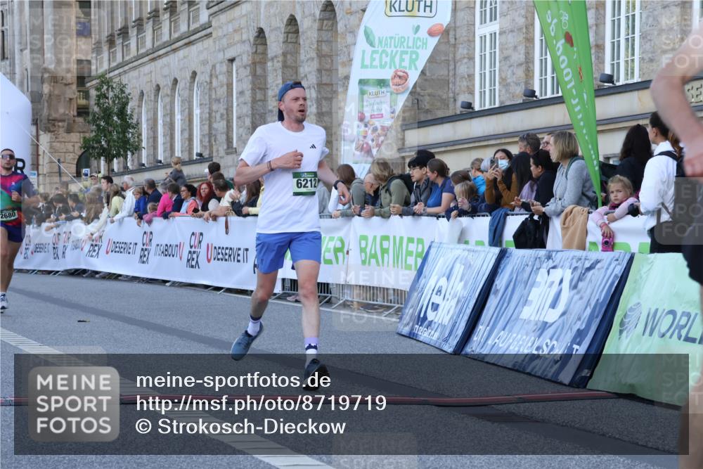 07.09.2025 - BARMER Alsterlauf Strokosch-Dieckow http://msf.ph/oto/8719719 07.09.2025 09:40:38 Ziel 2680, 3467, 5142, 5785, 5980, 6212 meine-sportfotos.de