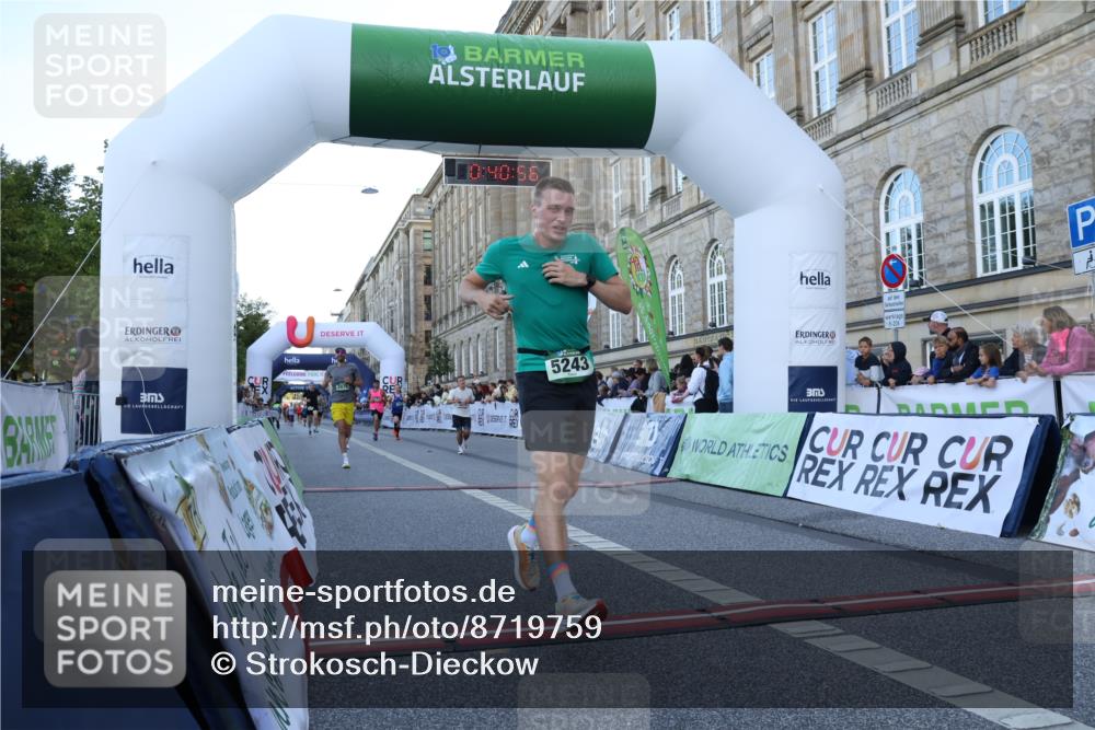 07.09.2025 - BARMER Alsterlauf Strokosch-Dieckow http://msf.ph/oto/8719759 07.09.2025 09:40:54 Ziel 2017, 2358, 3673, 3979, 4005, 5143, 5243, 5525, 5635, 6040 meine-sportfotos.de