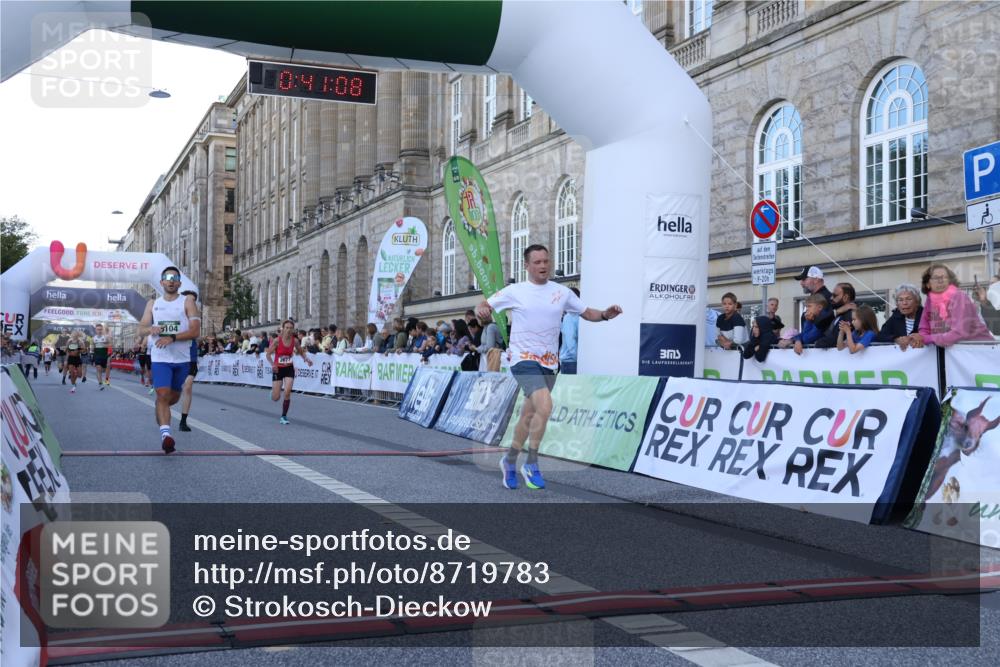 07.09.2025 - BARMER Alsterlauf Strokosch-Dieckow http://msf.ph/oto/8719783 07.09.2025 09:41:07 Ziel 2583, 2677, 3296, 4305, 4307, 4498, 5210, 5392, 5528, 6104, 6307, 8424, 8435, 8455 meine-sportfotos.de