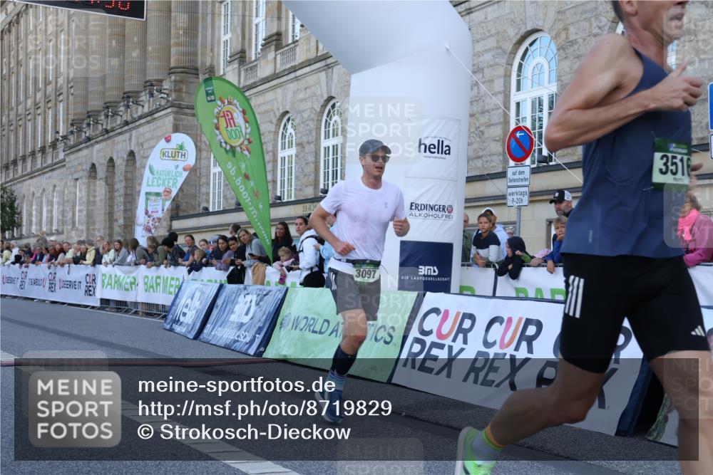 07.09.2025 - BARMER Alsterlauf Strokosch-Dieckow http://msf.ph/oto/8719829 07.09.2025 09:41:28 Ziel 3097, 3516, 4692 meine-sportfotos.de