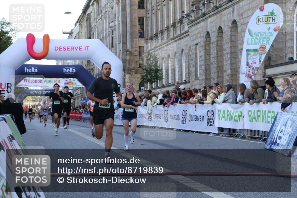 07.09.2025 - BARMER Alsterlauf Strokosch-Dieckow http://msf.ph/oto/8719839 07.09.2025 09:41:39 Ziel 2098, 3517, 5878, 8499 meine-sportfotos.de