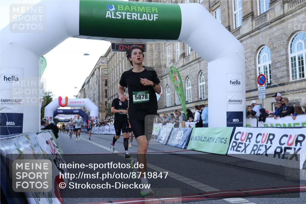 07.09.2025 - BARMER Alsterlauf Strokosch-Dieckow http://msf.ph/oto/8719847 07.09.2025 09:41:44 Ziel 2098, 3517, 4632, 5161, 5716, 5878, 6125, 8499 meine-sportfotos.de