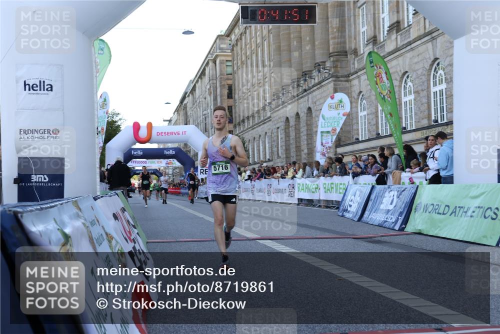 07.09.2025 - BARMER Alsterlauf Strokosch-Dieckow http://msf.ph/oto/8719861 07.09.2025 09:41:49 Ziel 2098, 2694, 3597, 3906, 4632, 5161, 5476, 5716, 6125 meine-sportfotos.de