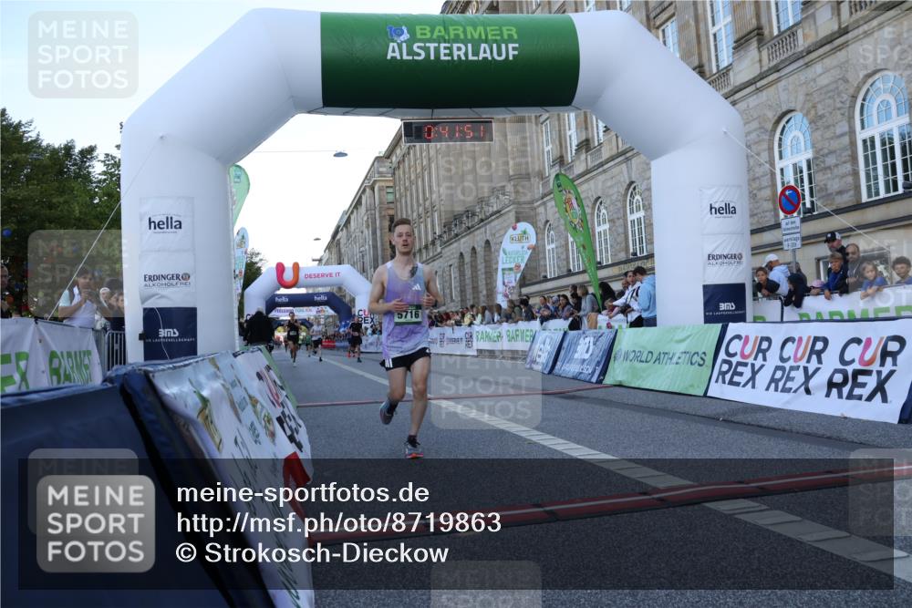 07.09.2025 - BARMER Alsterlauf Strokosch-Dieckow http://msf.ph/oto/8719863 07.09.2025 09:41:50 Ziel 2694, 3597, 3906, 4632, 5161, 5476, 5716, 6125, 8375 meine-sportfotos.de