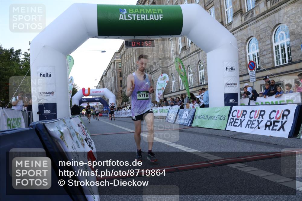 07.09.2025 - BARMER Alsterlauf Strokosch-Dieckow http://msf.ph/oto/8719864 07.09.2025 09:41:50 Ziel 2694, 3597, 3906, 4632, 5161, 5476, 5716, 6125, 8375 meine-sportfotos.de