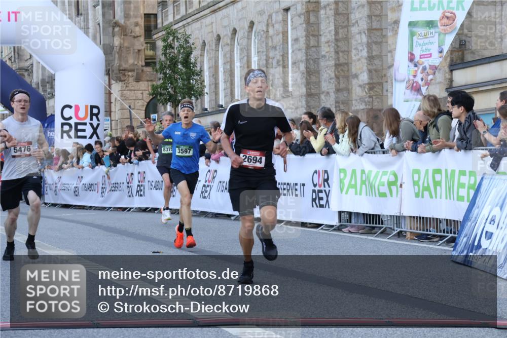 07.09.2025 - BARMER Alsterlauf Strokosch-Dieckow http://msf.ph/oto/8719868 07.09.2025 09:41:53 Ziel 2097, 2694, 3597, 3906, 4745, 5149, 5476, 5716, 6125, 6139, 6306, 8375 meine-sportfotos.de