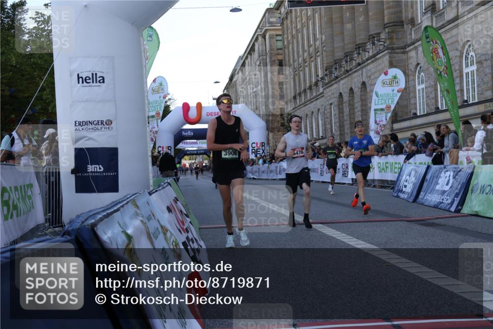 07.09.2025 - BARMER Alsterlauf Strokosch-Dieckow http://msf.ph/oto/8719871 07.09.2025 09:41:55 Ziel 2097, 2694, 3597, 3906, 4745, 5149, 5476, 6139, 6306, 8375 meine-sportfotos.de
