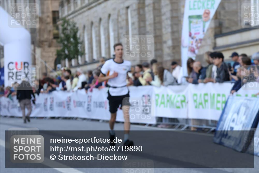 07.09.2025 - BARMER Alsterlauf Strokosch-Dieckow http://msf.ph/oto/8719890 07.09.2025 09:42:04 Ziel 2097, 2106, 2250, 3163, 4383, 4665, 4745, 5149, 6139 meine-sportfotos.de