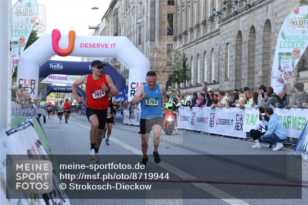 07.09.2025 - BARMER Alsterlauf Strokosch-Dieckow http://msf.ph/oto/8719944 07.09.2025 09:42:36 Ziel 3690, 3924, 5120, 5763, 8025, 8389 meine-sportfotos.de