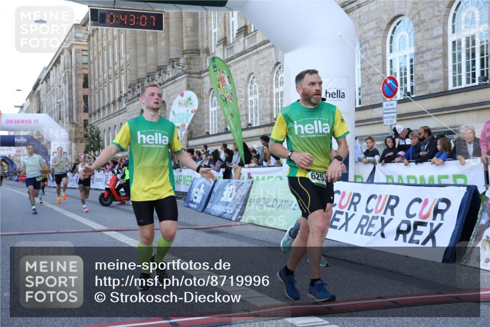 07.09.2025 - BARMER Alsterlauf Strokosch-Dieckow http://msf.ph/oto/8719996 07.09.2025 09:43:05 Ziel 2111, 2231, 4303, 4594, 5118, 5213, 5356, 5906, 6253, 6297, 8265, 8408 meine-sportfotos.de