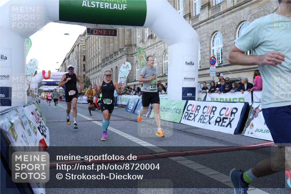 07.09.2025 - BARMER Alsterlauf Strokosch-Dieckow http://msf.ph/oto/8720004 07.09.2025 09:43:09 Ziel 2111, 2231, 4303, 4594, 5213, 5356, 5449, 5662, 6253, 6297, 8265, 8408 meine-sportfotos.de