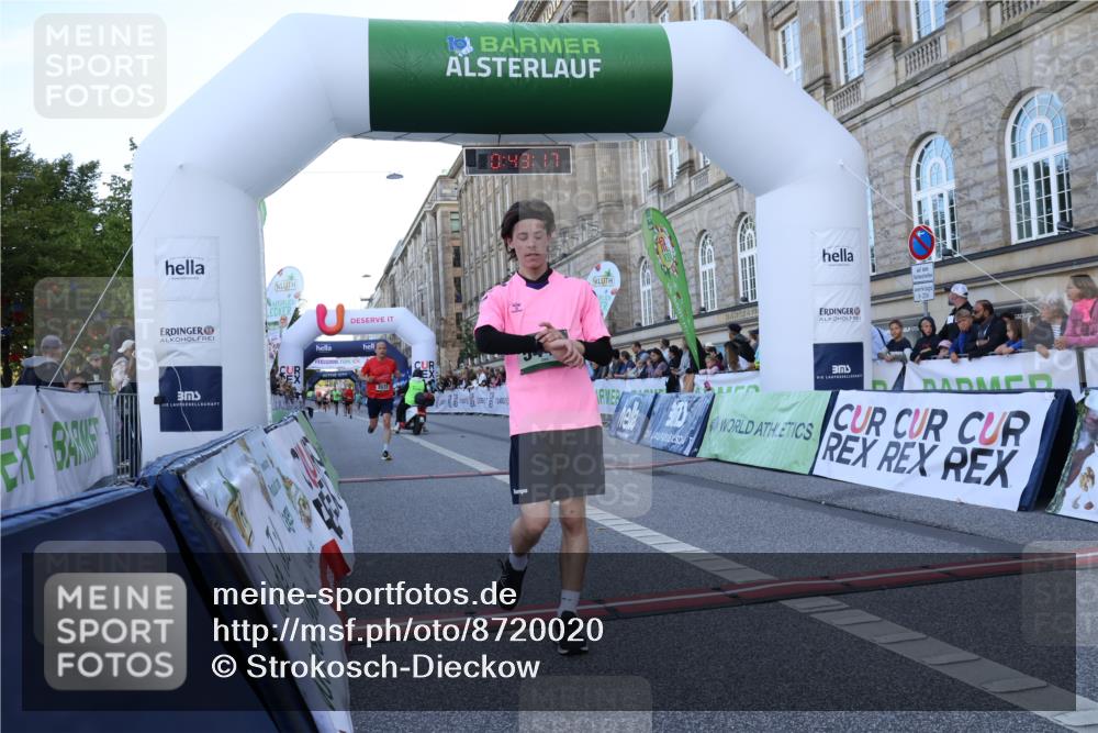 07.09.2025 - BARMER Alsterlauf Strokosch-Dieckow http://msf.ph/oto/8720020 07.09.2025 09:43:16 Ziel 3572, 4594, 5449, 5662 meine-sportfotos.de