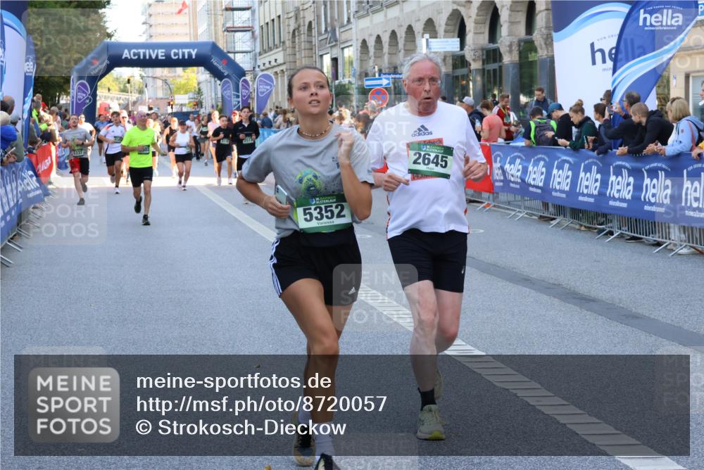 07.09.2025 - BARMER Alsterlauf Strokosch-Dieckow http://msf.ph/oto/8720057 07.09.2025 10:00:58 Ziel 1007, 2351, 2425, 2463, 2602, 2874, 2931, 3060, 3300, 3684, 3695, 4190, 4705, 4721, 4831, 4875, 4902, 4903, 4938, 5000, 5411, 6097, 6261, 8057, 8308, 8402 meine-sportfotos.de