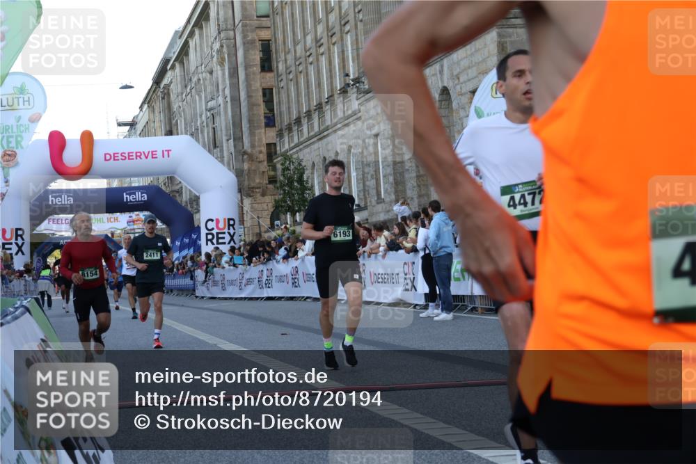 07.09.2025 - BARMER Alsterlauf Strokosch-Dieckow http://msf.ph/oto/8720194 07.09.2025 09:44:33 Ziel 2411, 3458, 3596, 3638, 4472, 4896, 5227, 5751, 6120, 6193, 8154 meine-sportfotos.de