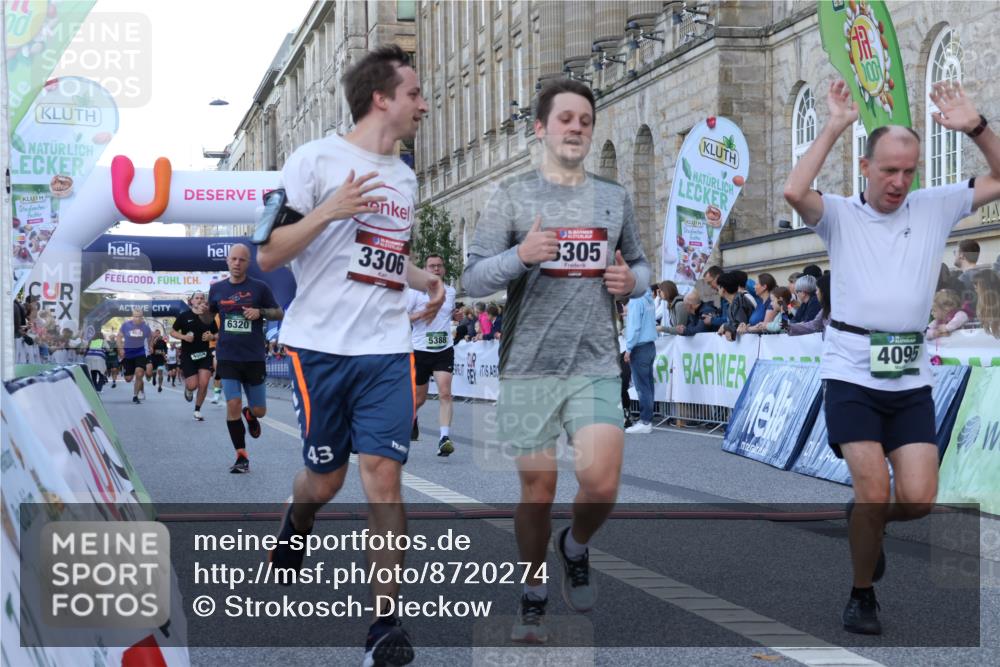 07.09.2025 - BARMER Alsterlauf Strokosch-Dieckow http://msf.ph/oto/8720274 07.09.2025 09:45:08 Ziel 2389, 3305, 3306, 3702, 4095, 4925, 4959, 5246, 5317, 5388, 5488, 5904, 6320, 8458 meine-sportfotos.de