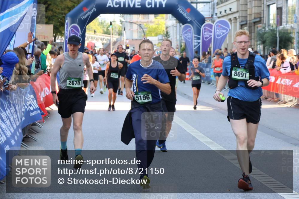 07.09.2025 - BARMER Alsterlauf Strokosch-Dieckow http://msf.ph/oto/8721150 07.09.2025 09:58:20 Ziel 2210, 2297, 2375, 2483, 2640, 2762, 2803, 2867, 2988, 3040, 3050, 3207, 3266, 3394, 3479, 3482, 3593, 3631, 3666, 3704, 4119, 4135, 4219, 4227, 4242, 4558, 4559, 4698, 4828, 4872, 4972, 5147, 5498, 5793, 5882, 5955, 5981, 6001, 6160, 6161, 6340, 8239, 8334, 8387, 8388 meine-sportfotos.de