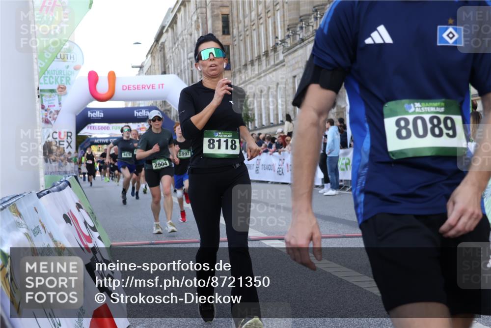 07.09.2025 - BARMER Alsterlauf Strokosch-Dieckow http://msf.ph/oto/8721350 07.09.2025 09:52:45 Ziel 2310, 2565, 2839, 2904, 4158, 4195, 4439, 4478, 4848, 4880, 4983, 5005, 5453, 5456, 5585, 5945, 5997, 8089, 8118, 8273, 8360 meine-sportfotos.de