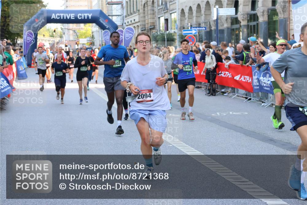 07.09.2025 - BARMER Alsterlauf Strokosch-Dieckow http://msf.ph/oto/8721368 07.09.2025 09:57:44 Ziel 2257, 2377, 2670, 2672, 3055, 4012, 4618, 4701, 4723, 4752, 4888, 4920, 5075, 5079, 5196, 5366, 5384, 5629, 5690, 5697, 5842, 5843, 5864, 5901, 6023, 6074, 6238, 6324, 8091, 8099 meine-sportfotos.de