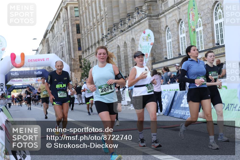 07.09.2025 - BARMER Alsterlauf Strokosch-Dieckow http://msf.ph/oto/8722740 07.09.2025 10:01:27 Ziel 2074, 2517, 3018, 3033, 3300, 3558, 3803, 3834, 4147, 4317, 4529, 4660, 4928, 5122, 5204, 5337, 5353, 5517, 5918, 6136, 8090, 8283, 8308 meine-sportfotos.de
